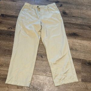 Izod golf‎ khakis 34/32